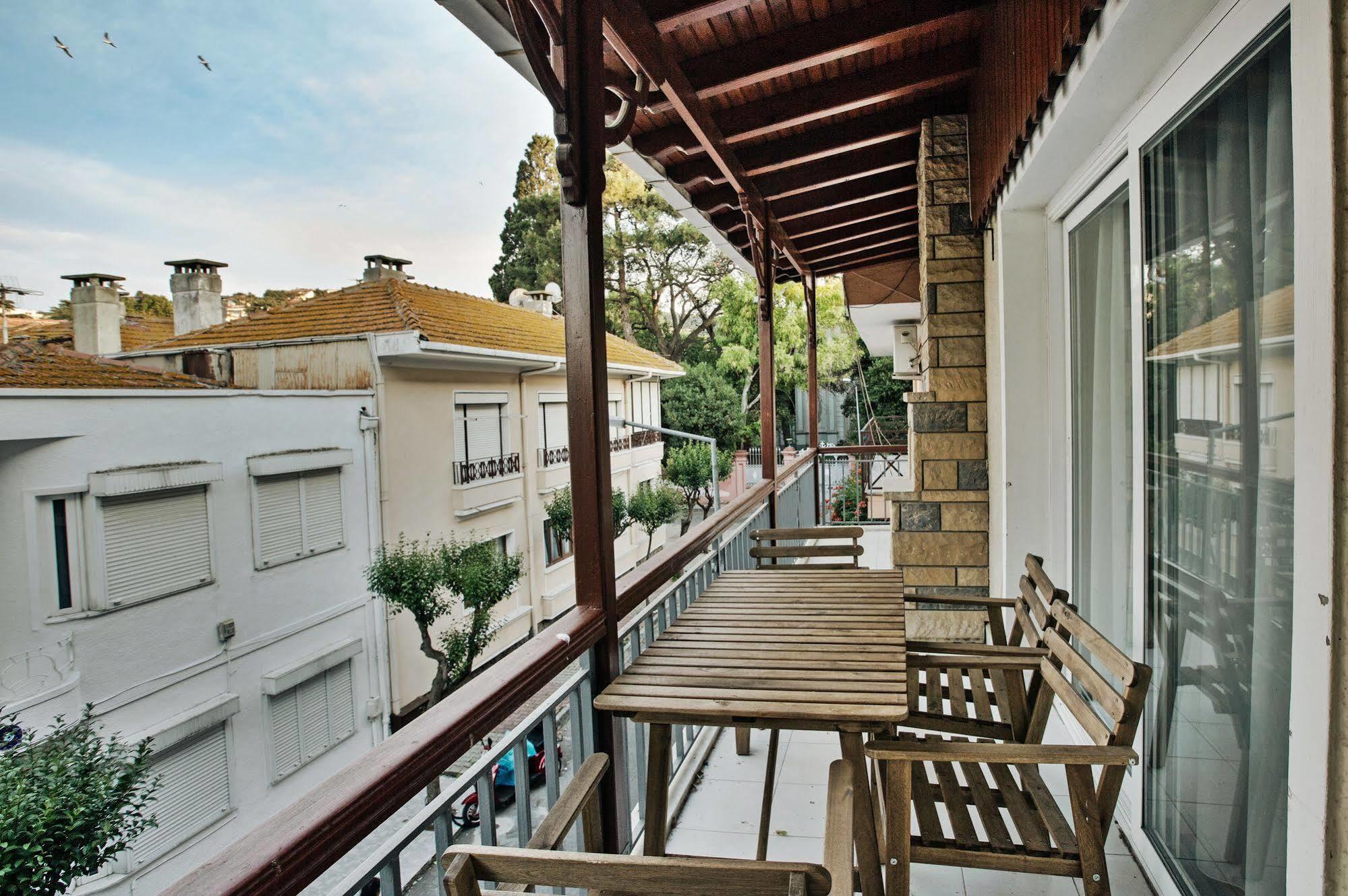 Bueyuekada Apart Hotel - Yeni Apart Adalar Exterior photo